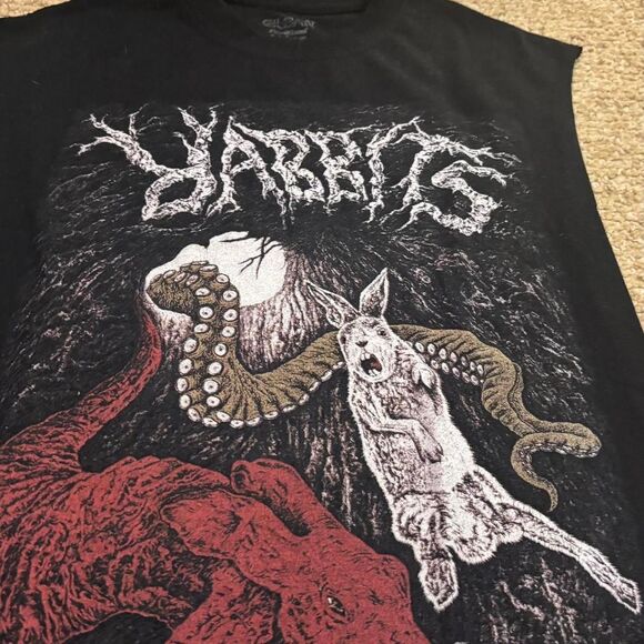 Unbranded Men's Black T-shirt - Picture 2 of 6